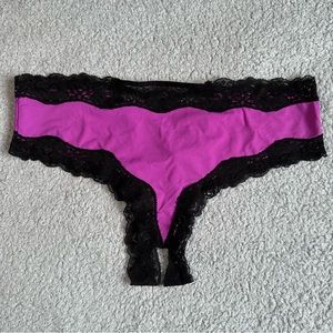 NWOT Dreamgirl Purple & Black Lace Trim Crotchless Panties Size S